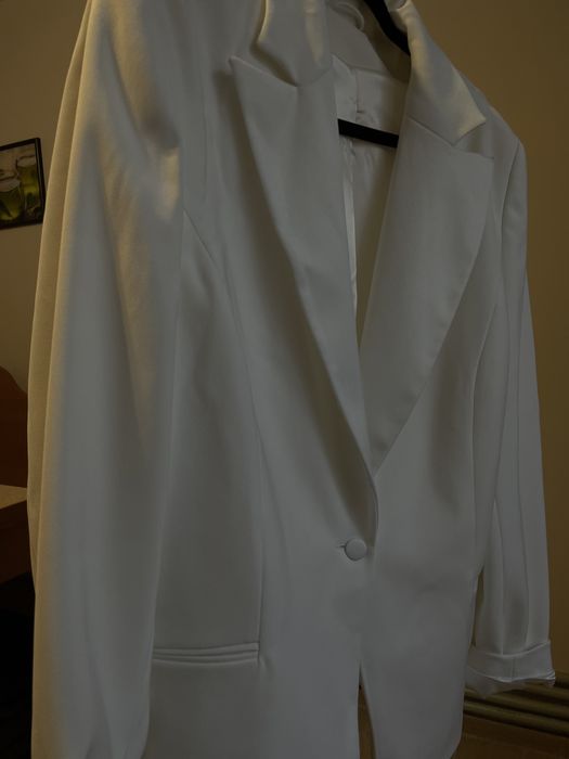 Білий піджак/ блейзер білий