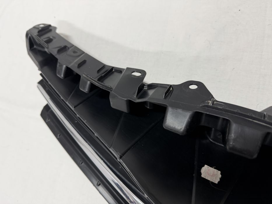 Grill Atrapa Maskownica Toyota YARIS III 11-14r. CHROM