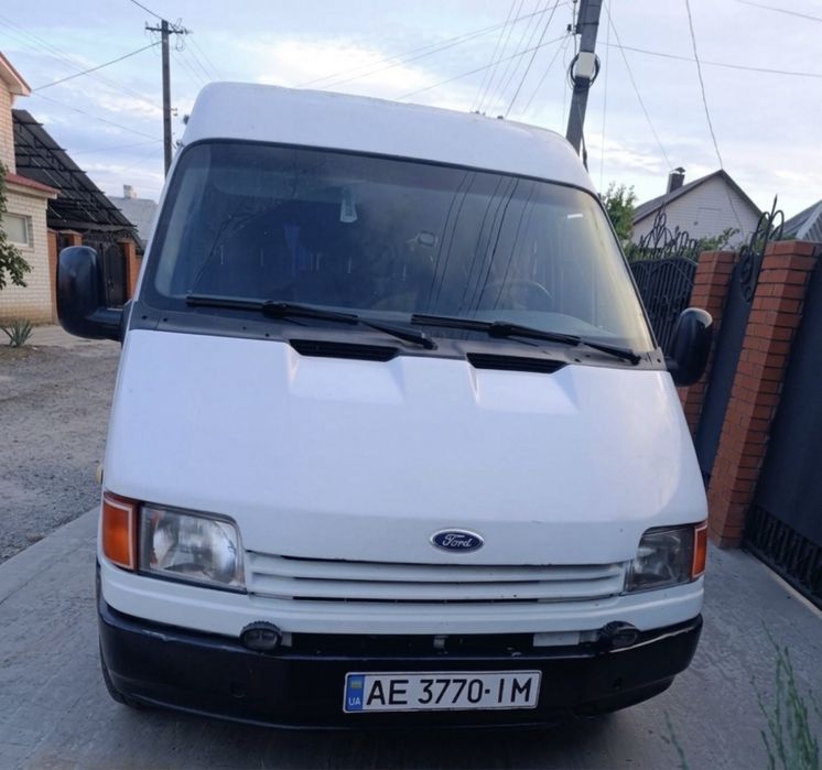 Продам авто Ford Transit