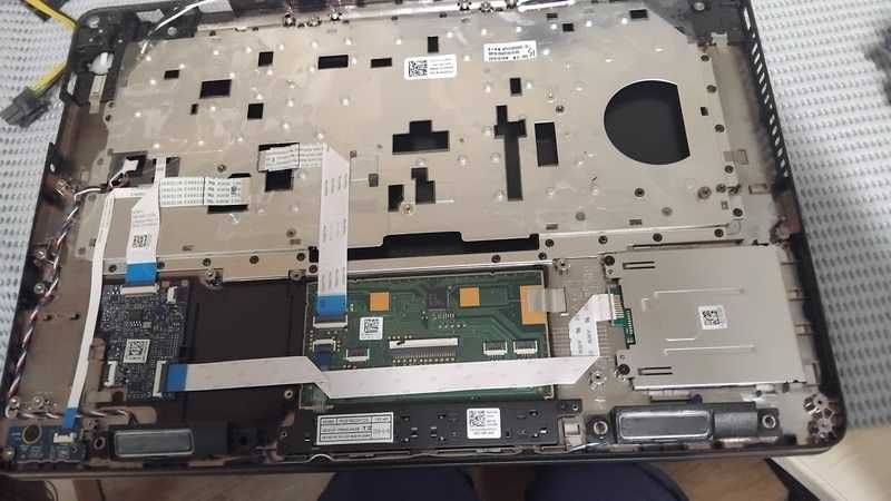 == запчастини == DELL  E 5470