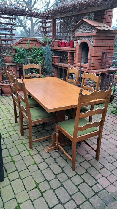 Stół dębowy z 6 krzeslami