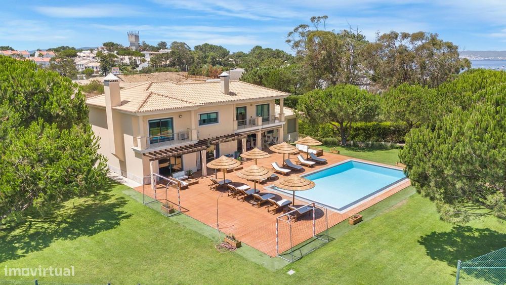 Moradia T5 em Soltróia, junto ao Soltróia Rio
