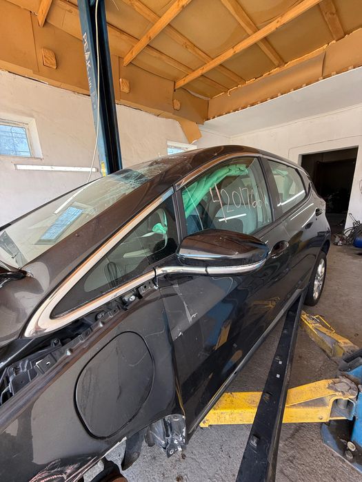 Розбірка разборка запчастини бампер фара Chevrolet bolt  Шевроле болт