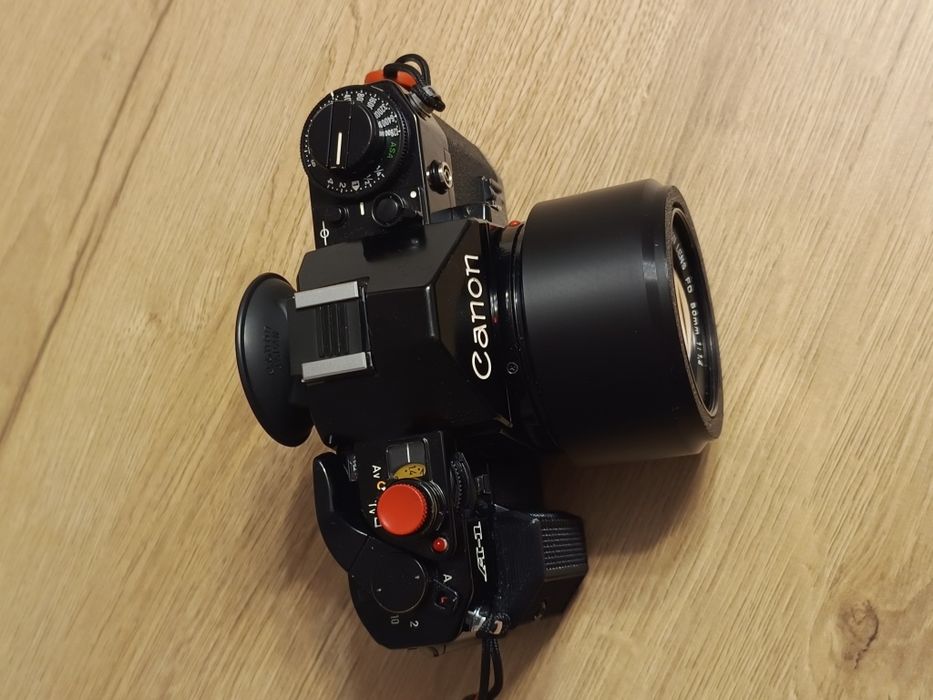 Osłona przeciwsłoneczna Canon BS-52