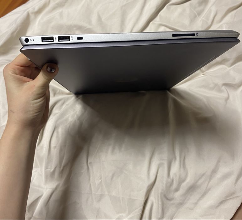 HP Pavilion 15-cw1010ua  (Ryzen 3/8GB RAM)