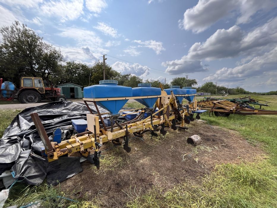 Продам сівалку СВТ 8 тодак