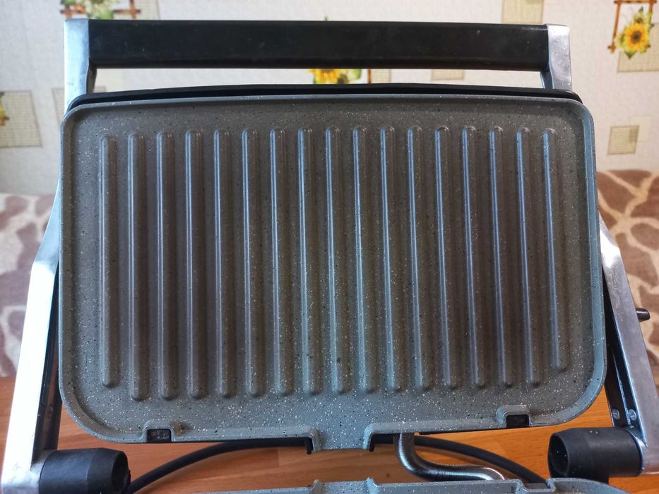 Электрогриль прижимной CECOTEC мощностью1500 W