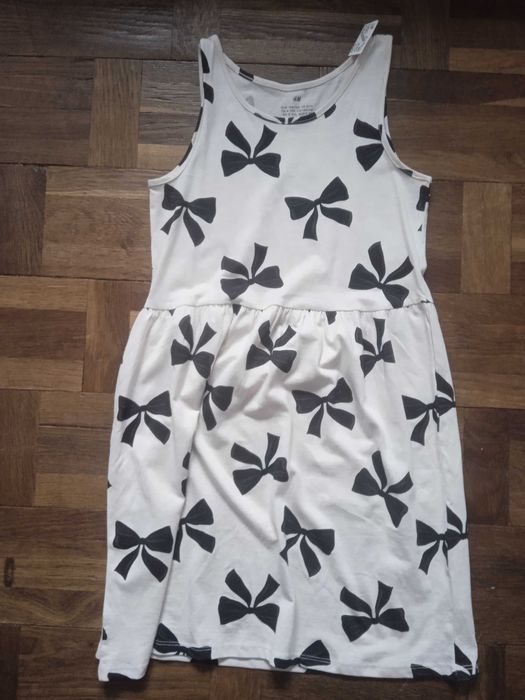 nowa sukienka hm 134/140