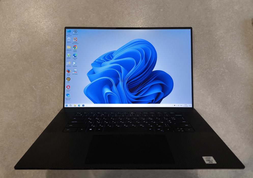 Dell Precision 5750 (XPS 9700) 17.3"/i7-10Gen/16Gb/265Gb/Quadro T2000