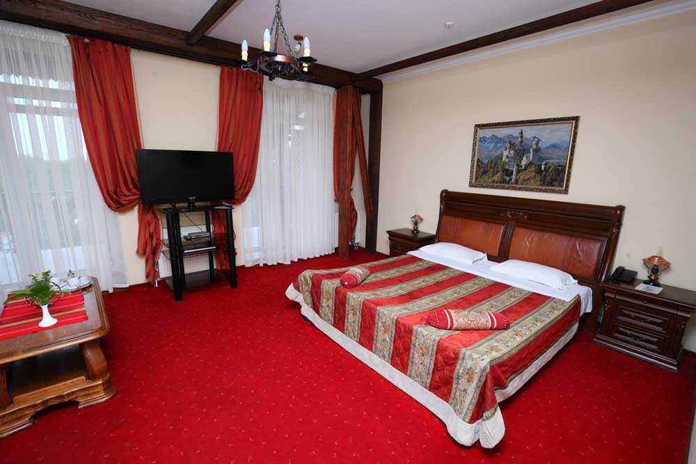 Оренда котеджів  на тривалий термін