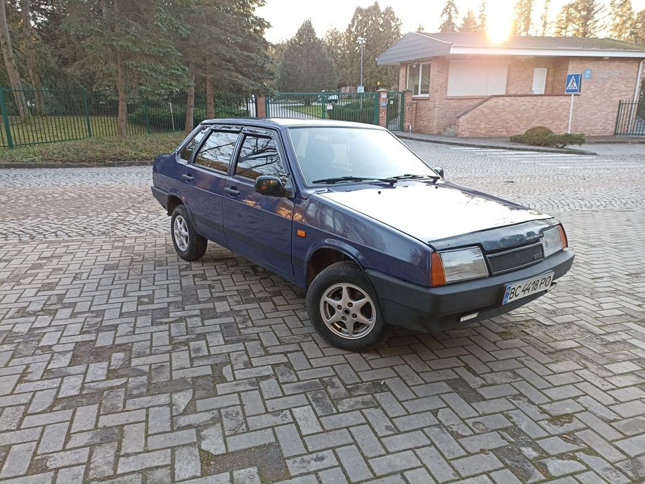 Продам ВАЗ 21099