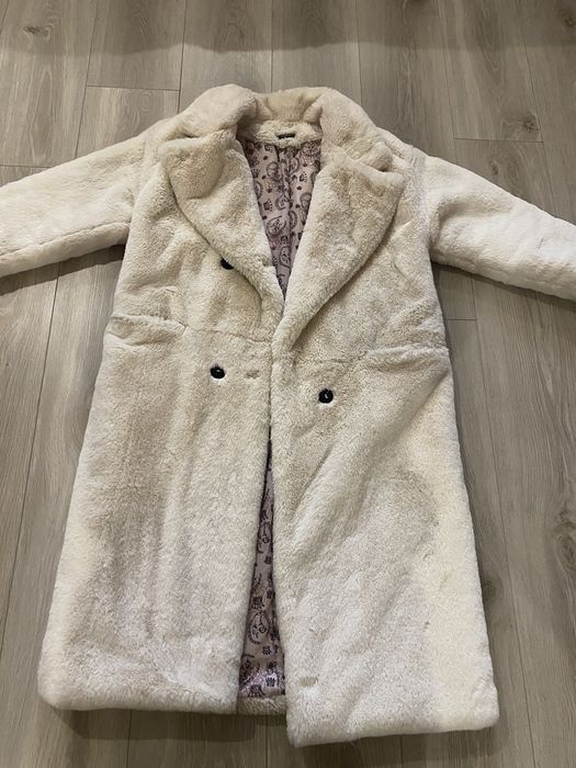 Верхній одяг , шуба