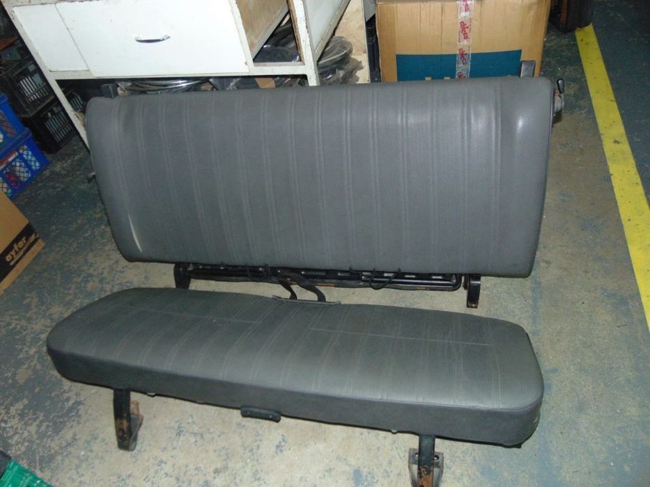 Nissan patrol 260 1991 longo 5 portas bancos do meio
