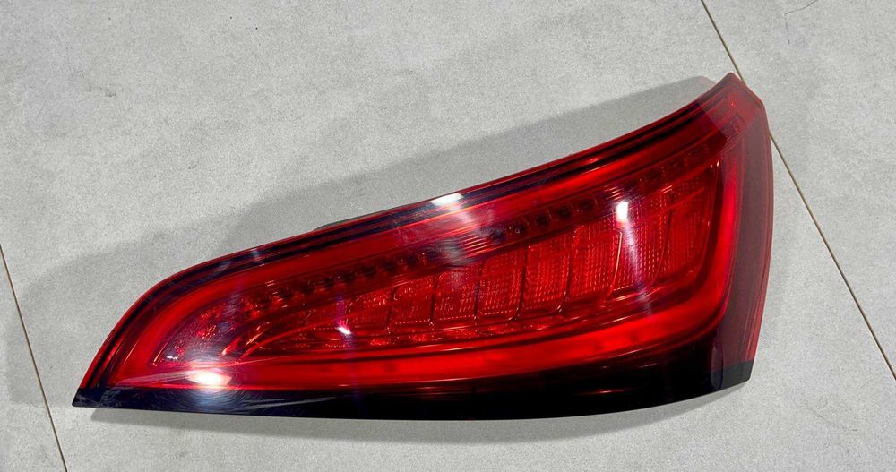 Ліхтар задній правий Audi Q5 2014-2017 USA