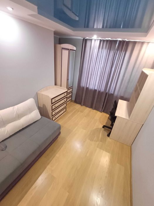 Продам 2-комнатную с автономкой Сечевых Стрельцов 90Б