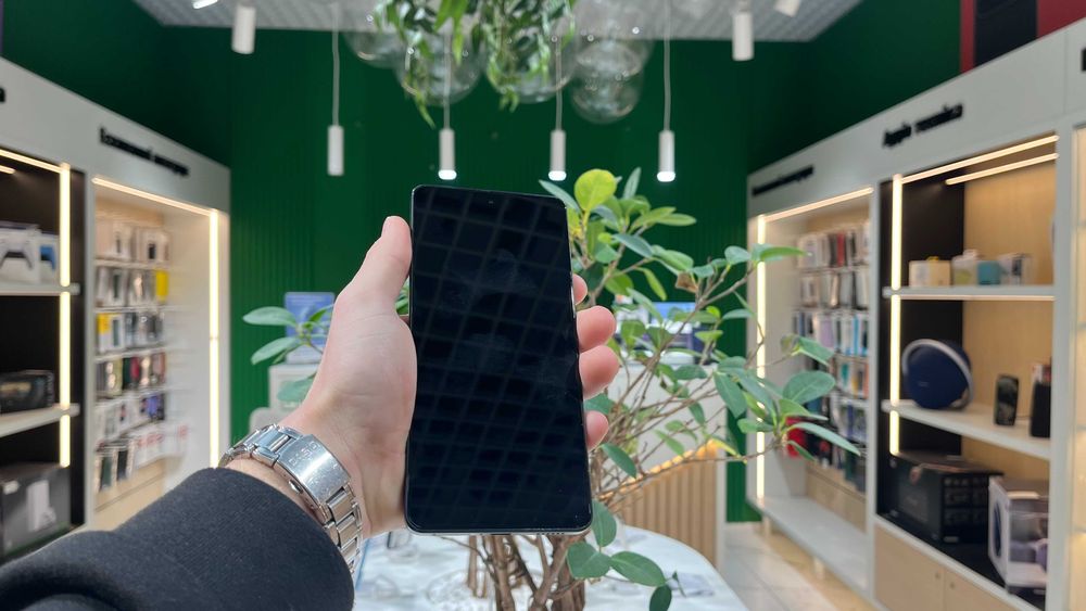 Магазин Vivo iQOO Neo 9 Pro 16/512GB Black Гарантiя Trade In