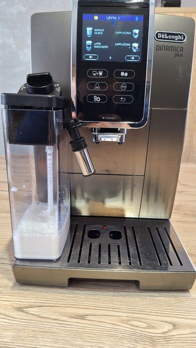 Ekspres ciśnieniowy DeLonghi Dinamica Plus ECAM 376.95 T