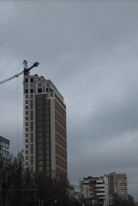 Продам 3х ком.квартиру в ж/к West Hall (ж/м Победа-3)