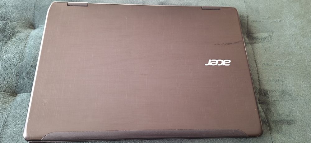 Laptop Acer Spin 5 SP513