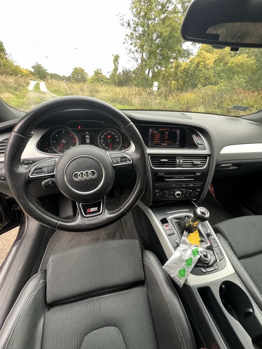 Audi A4 Avant S-line 2.0 TDI