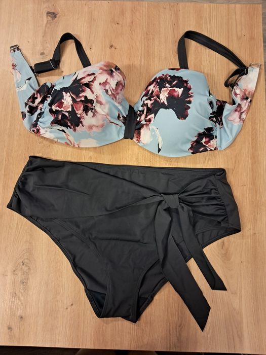 50 100D(DD/E) Nowy strój kąpielowy bonprix