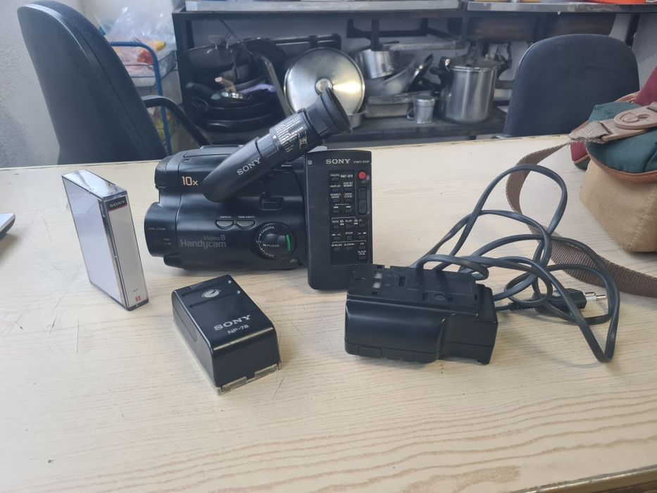 Sony handycam v8