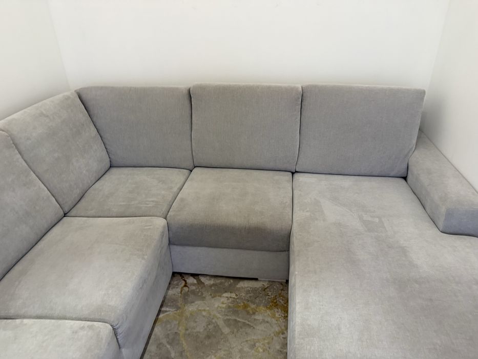 Sofa.