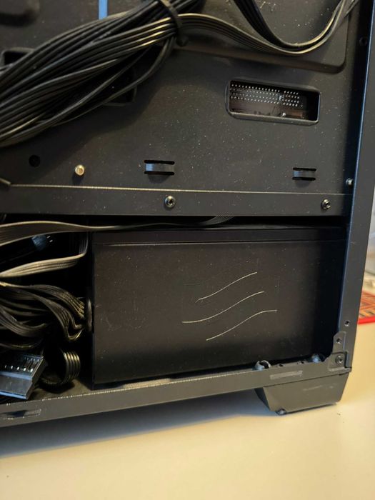 i7-9700k; PSU 600W; Obudowa Regnum RG4T - Komputer