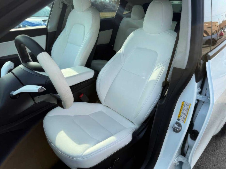 Tesla Model Y Performance      2022