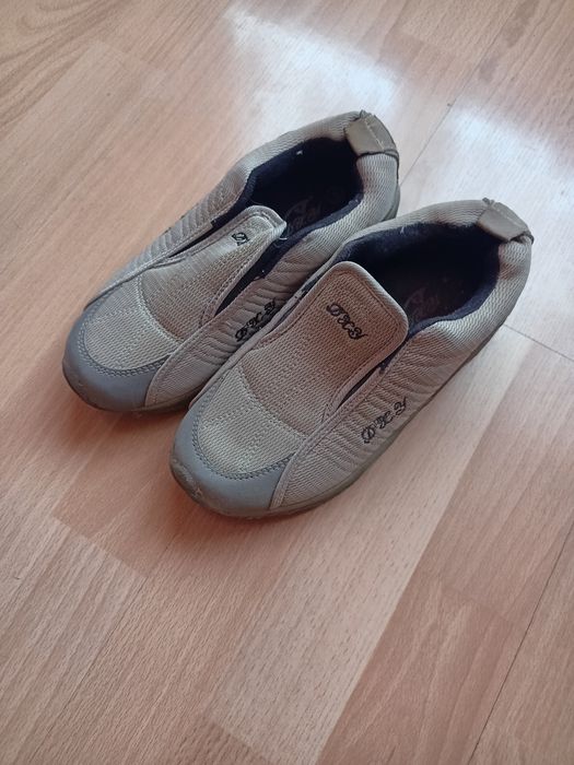 Buty sportowe r.36