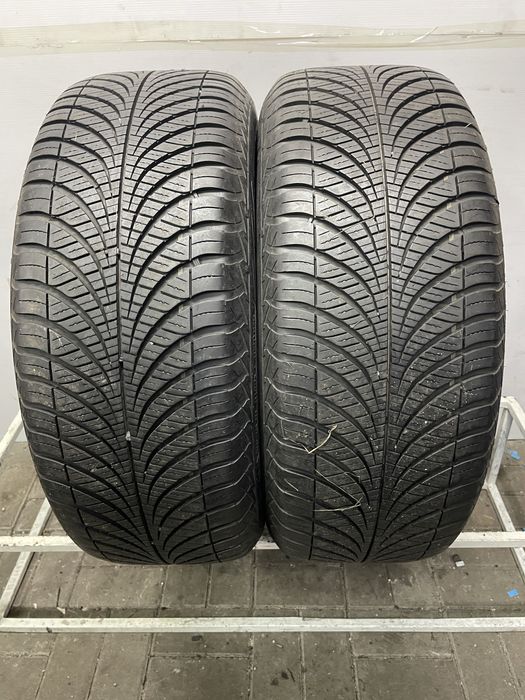 255/60/18 Goodyear Ultra Grip 4 Seassons