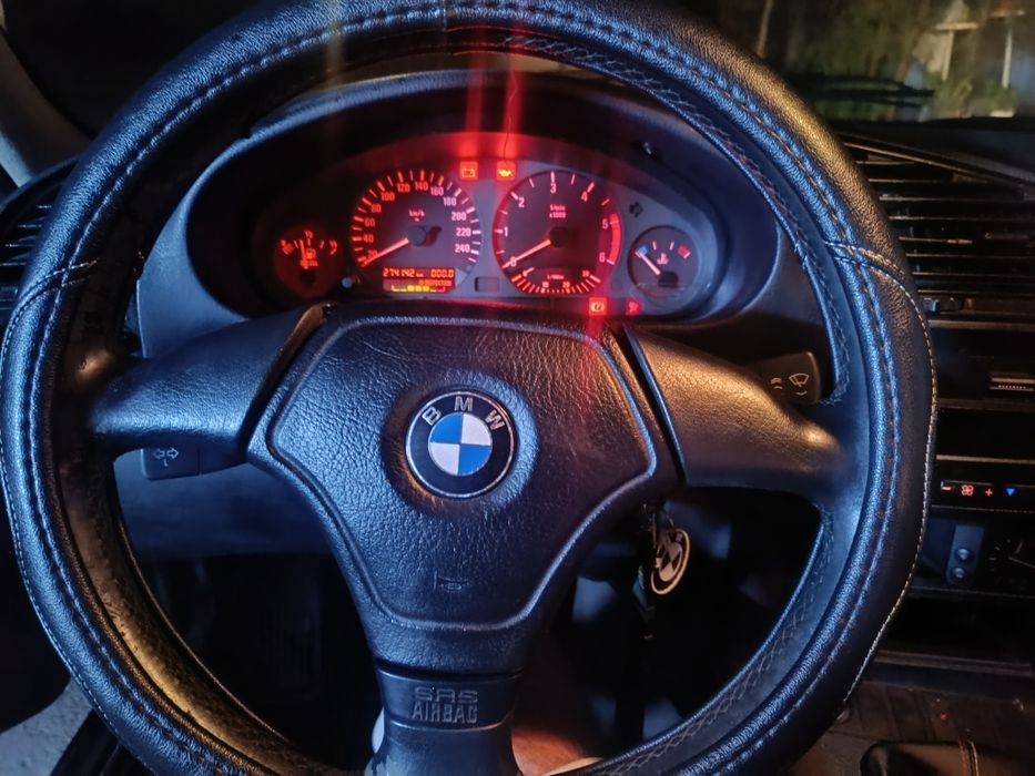 BMW E36 serie 3 318 troco