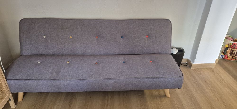 Sofá cama cinzento