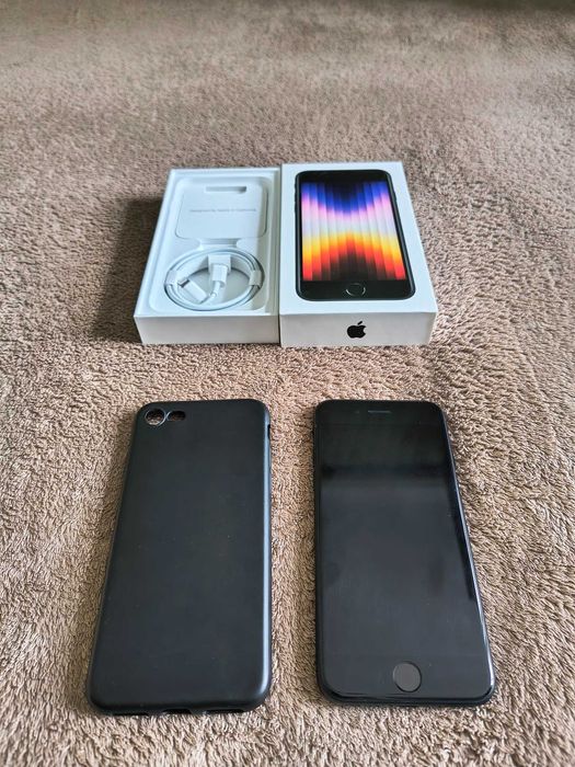 Iphone se 3 gen 2022 64gb midnight Neverlock Безкінечна перезагрузка