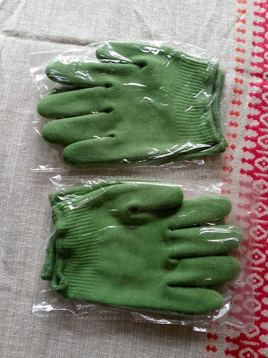 Перчатки для увлажнения рук