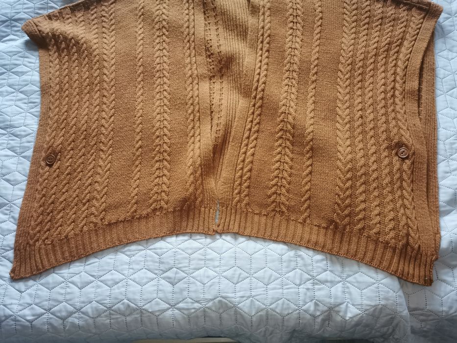 Ponczo damskie - Stradivarius