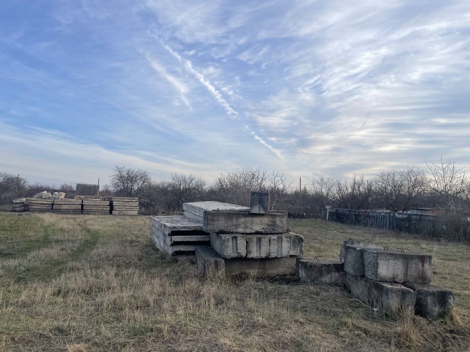 Участок под постройку гаража. Ингулец