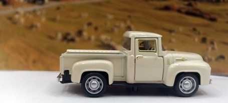 Carrinha Clássica Ford F-100 1956 Die-Cast 1:32