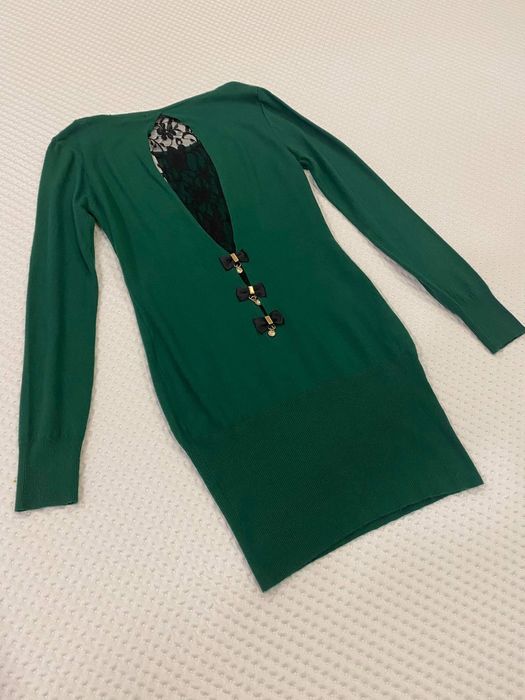 Suéter com Renda e Laços