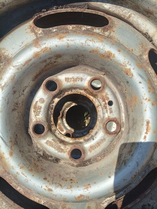 Продам диски с резиной