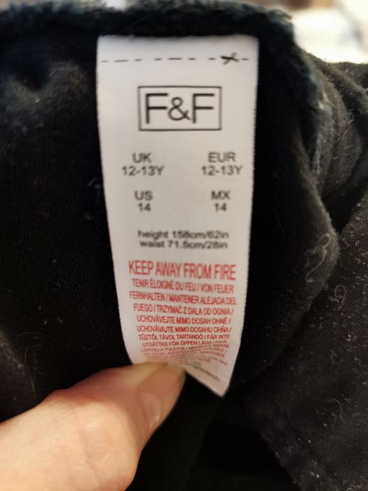 Czarne jeansy 164 chłopięce