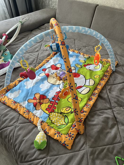 Коврик розвиваючий