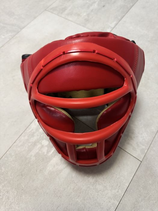 Продам Шлем для боев