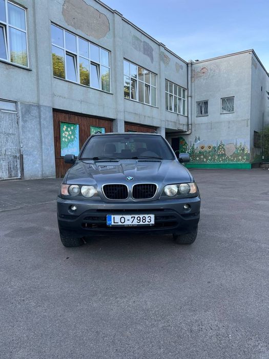 Продам машину bmv x5