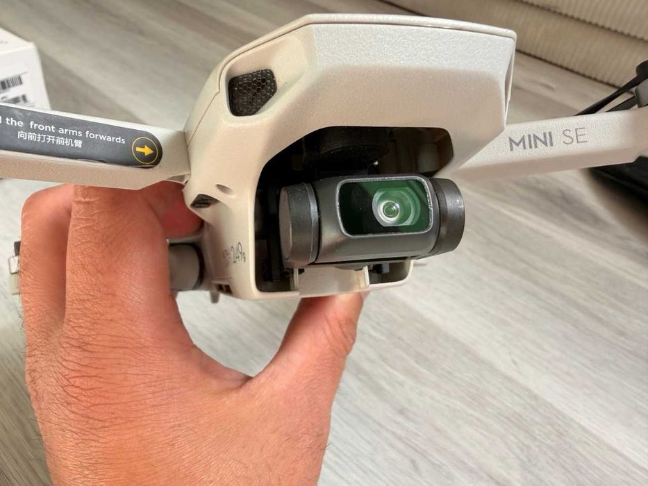 DJI Mini 2 SE - Fly More Combo