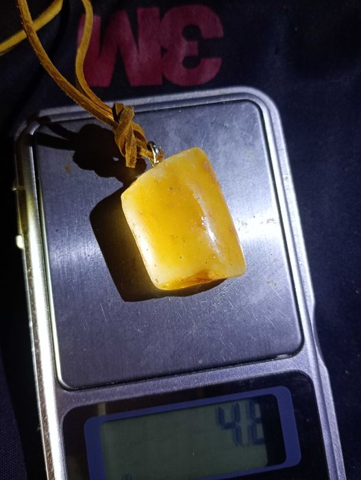 Bursztyn Bałtycki wisiorek