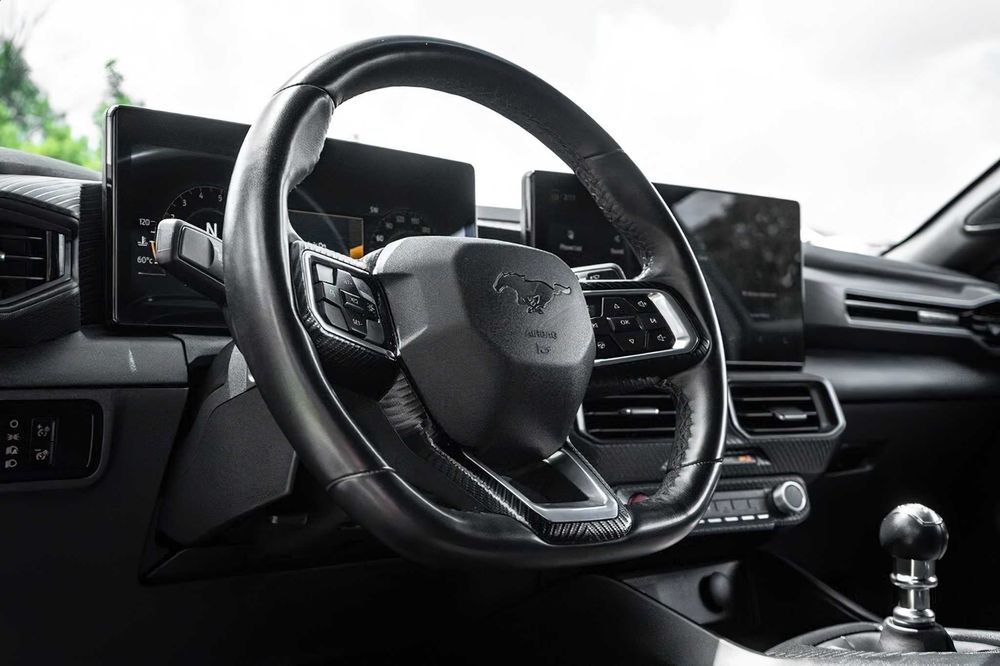 Ford Mustang      2026