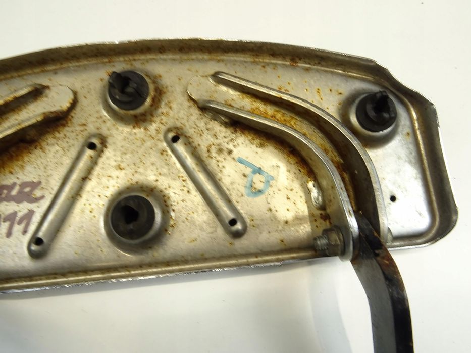 harley davidson electra prawy podest podnóżek mocowanie 11