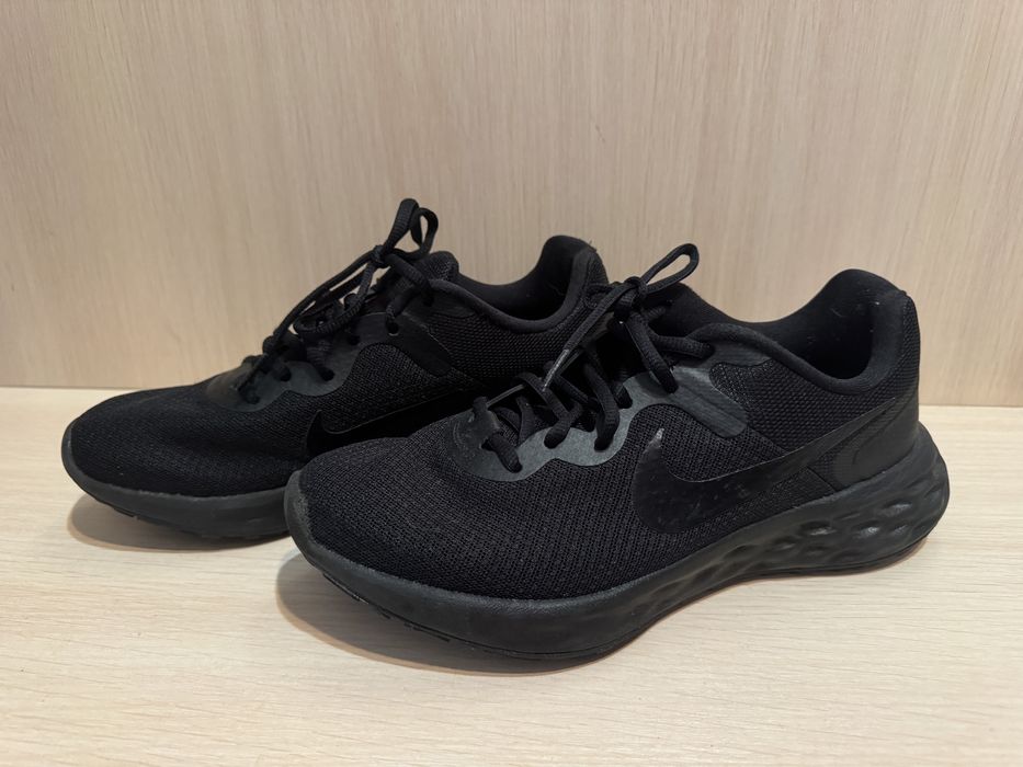 Продам кросівки Nike