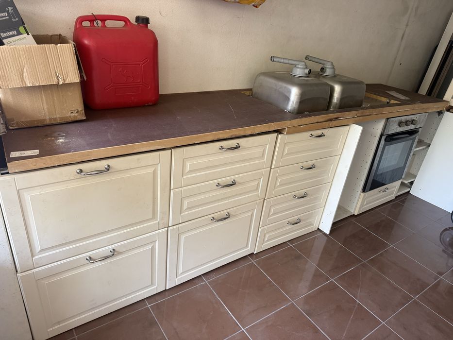 Moveis de cozinha brancos